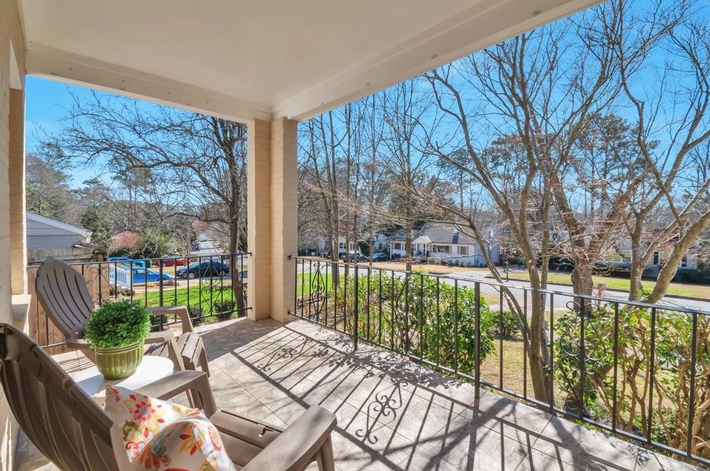 2346 Sanford Rd, Decatur GA  30033-5529 exterior