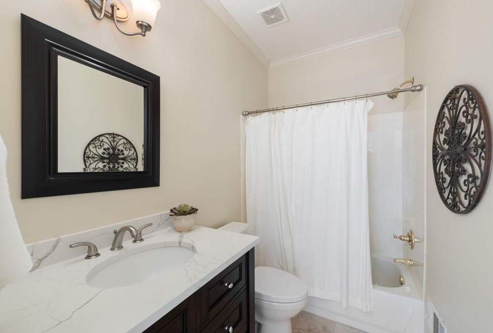 885 Highland Bnd Cv, Alpharetta GA 30022-4794 exterior