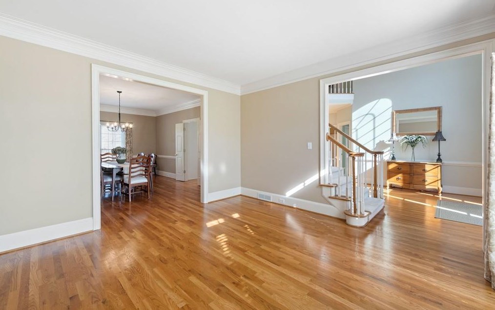 885 Highland Bnd Cv, Alpharetta GA 30022-4794 exterior