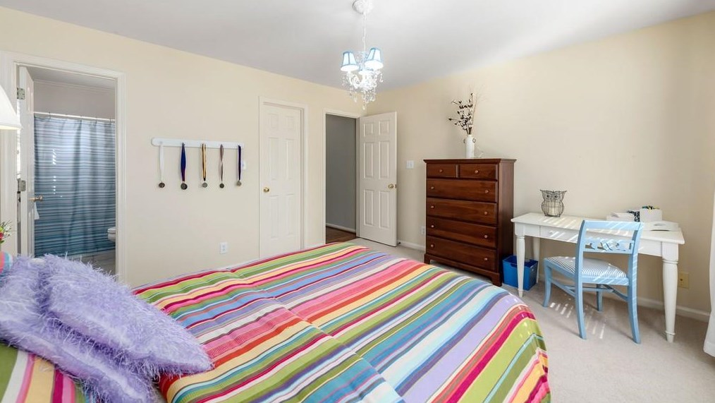 885 Highland Bnd Cv, Alpharetta GA 30022-4794 exterior