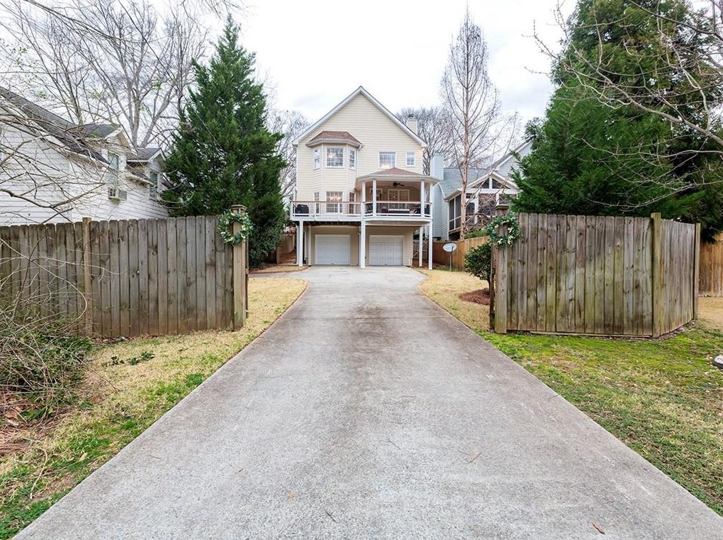 1311 Oaklawn Ave, Atlanta GA  30319-3154 exterior