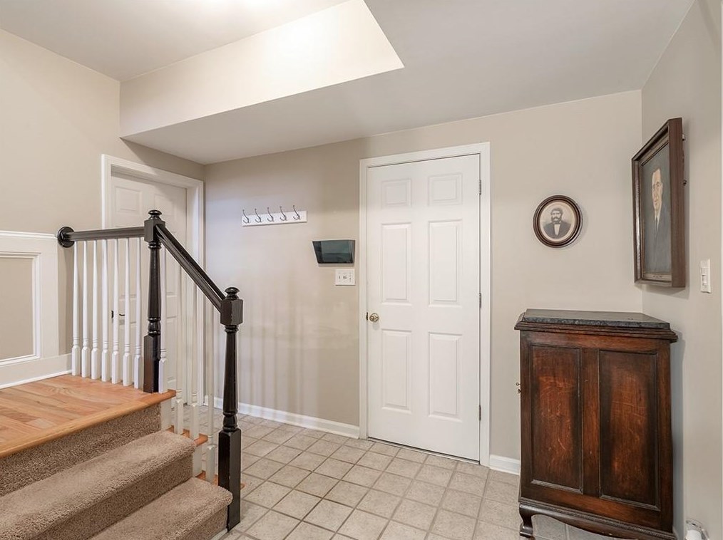 1311 Oaklawn Ave, Atlanta GA  30319-3154 exterior