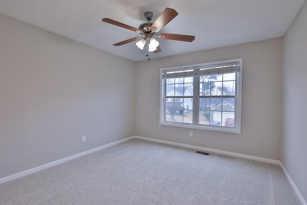 221 Oak Vista Ct, Lawrenceville GA  30044-6721 exterior