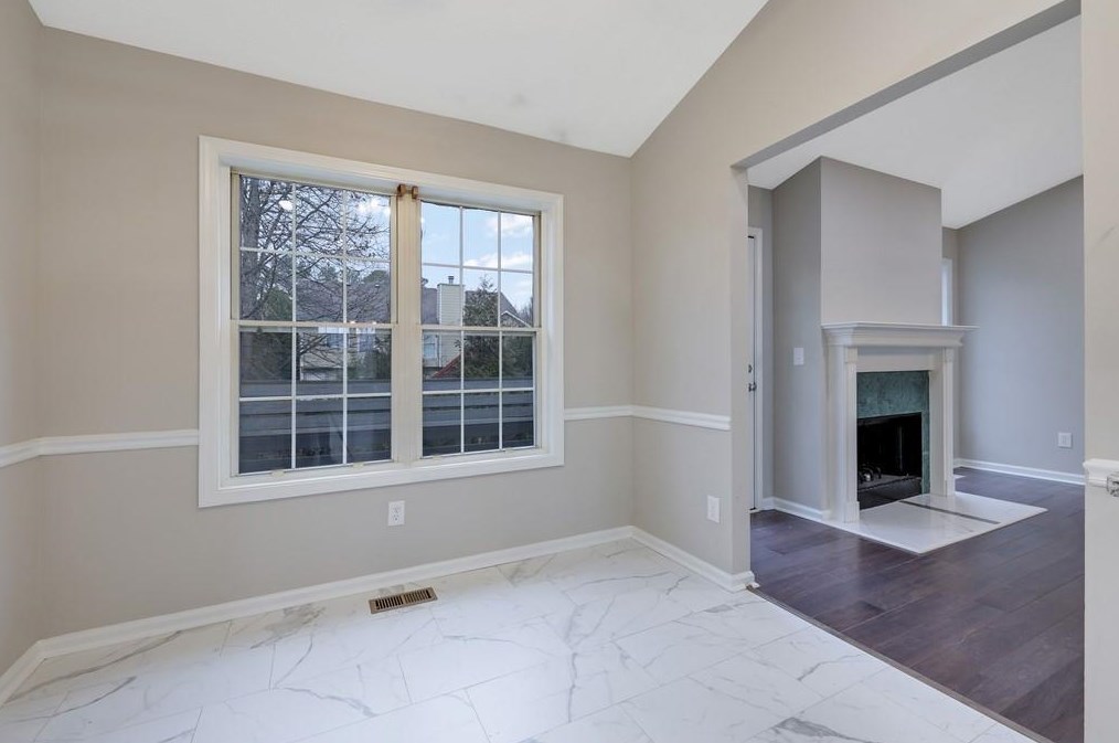 221 Oak Vista Ct, Lawrenceville GA  30044-6721 exterior