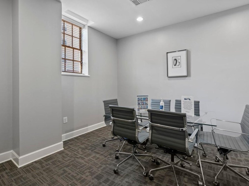 800 Peachtree St, Atlanta GA  30308-1258 exterior