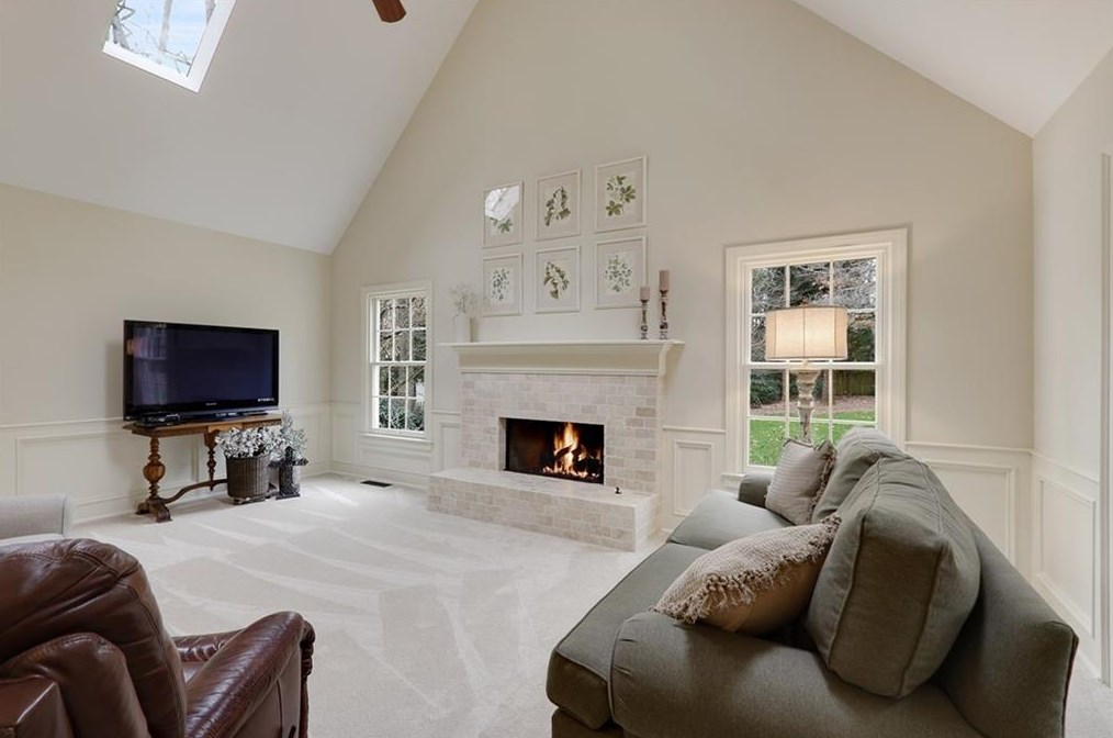 130 Barrow Downs, Alpharetta GA 30004-4014 exterior