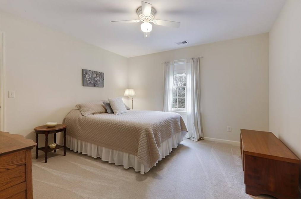 130 Barrow Downs, Alpharetta GA 30004-4014 exterior