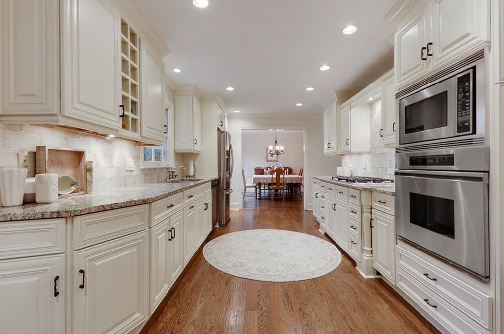 130 Barrow Downs, Alpharetta GA 30004-4014 exterior