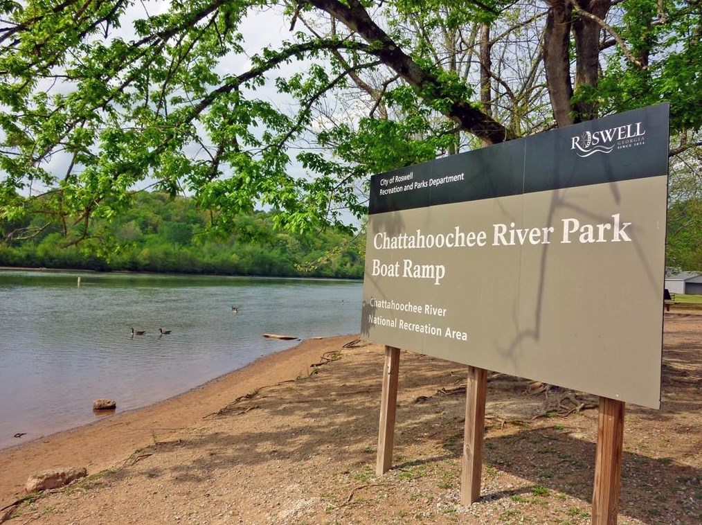 130 Barrow Downs, Alpharetta GA 30004-4014 exterior