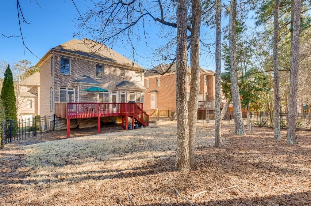 7330 Village Creek Trce, Atlanta GA 30328-6765 exterior