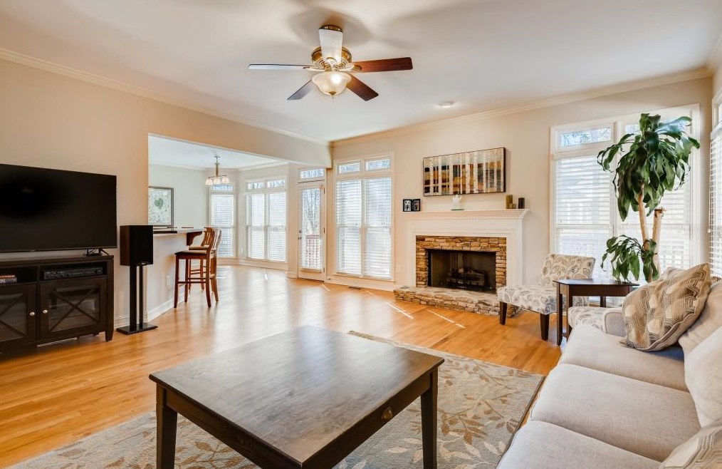 7330 Village Creek Trce, Atlanta GA 30328-6765 exterior