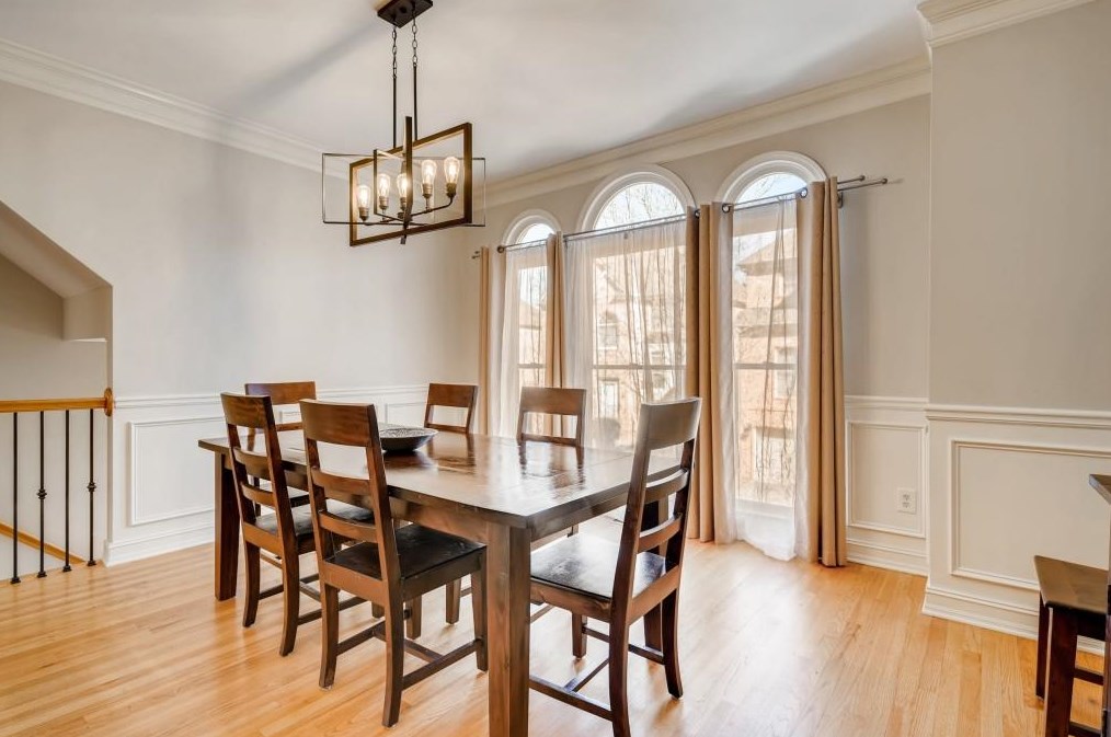 7330 Village Creek Trce, Atlanta GA 30328-6765 exterior