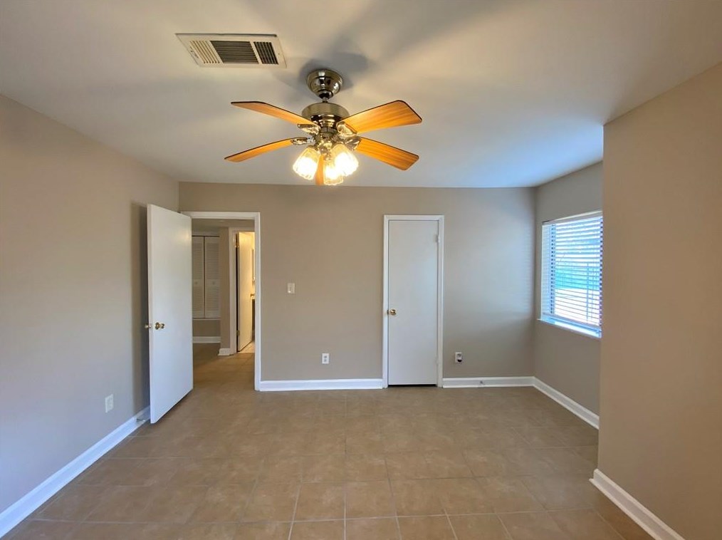 1110 Wingate Way, Atlanta GA  30350-4946 exterior