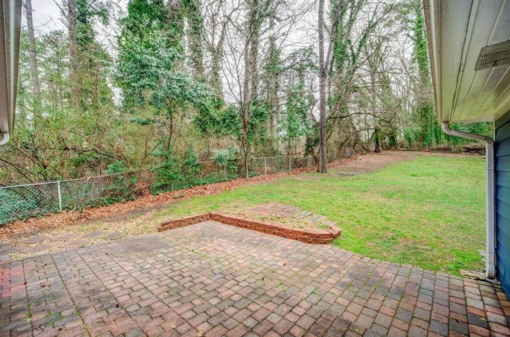 907 Turner Dr, Smyrna GA 30080-1533 exterior