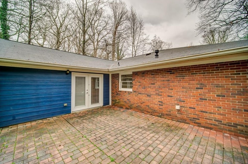 907 Turner Dr, Smyrna GA 30080-1533 exterior