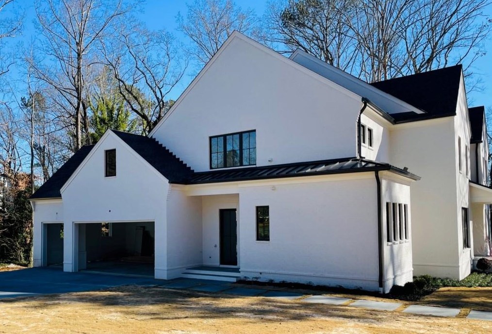 5365 Mount Vernon Pkwy, Atlanta GA  30327-4735 exterior