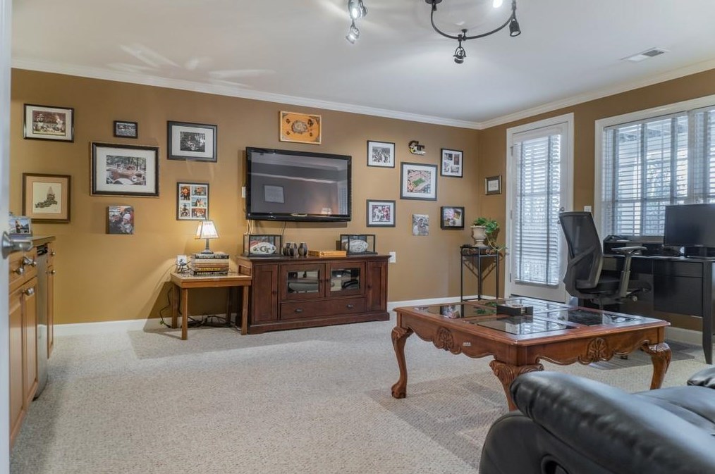 2106 Murren Dr, Smyrna GA 30080-6520 exterior