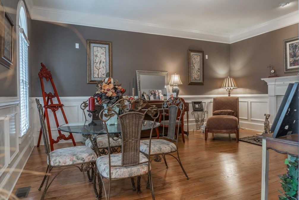 2106 Murren Dr, Smyrna GA 30080-6520 exterior