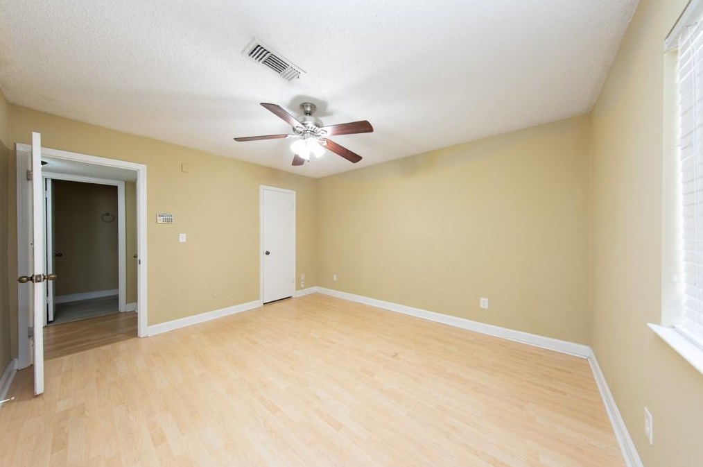 1211 Wingate Way, Atlanta GA  30350-4947 exterior
