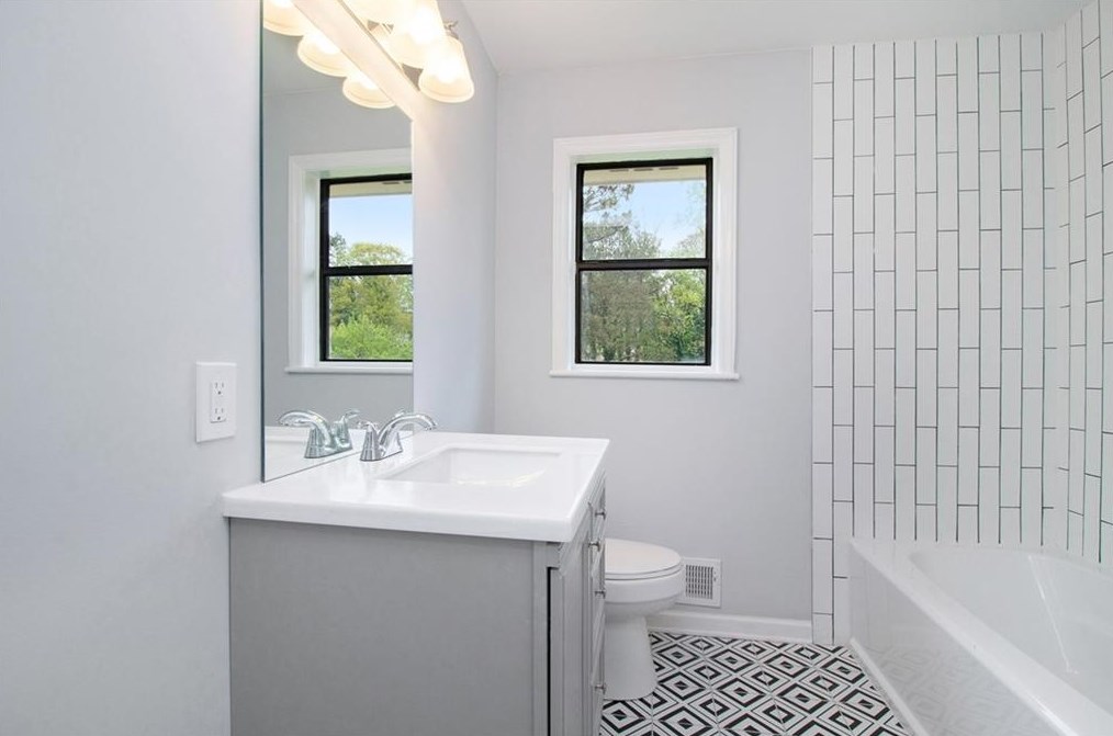 2349 Miriam Ln, Decatur GA  30032-5720 exterior