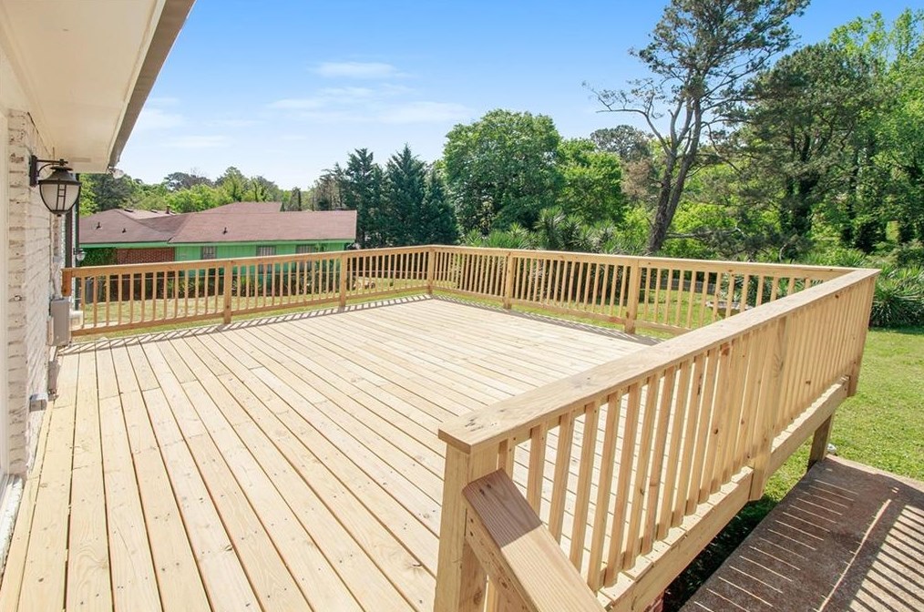 2349 Miriam Ln, Decatur GA  30032-5720 exterior