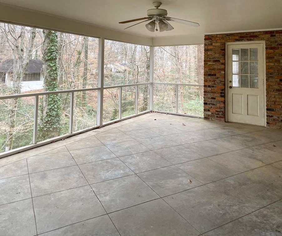 3640 Paces Valley Rd, Atlanta GA  30327-3206 exterior