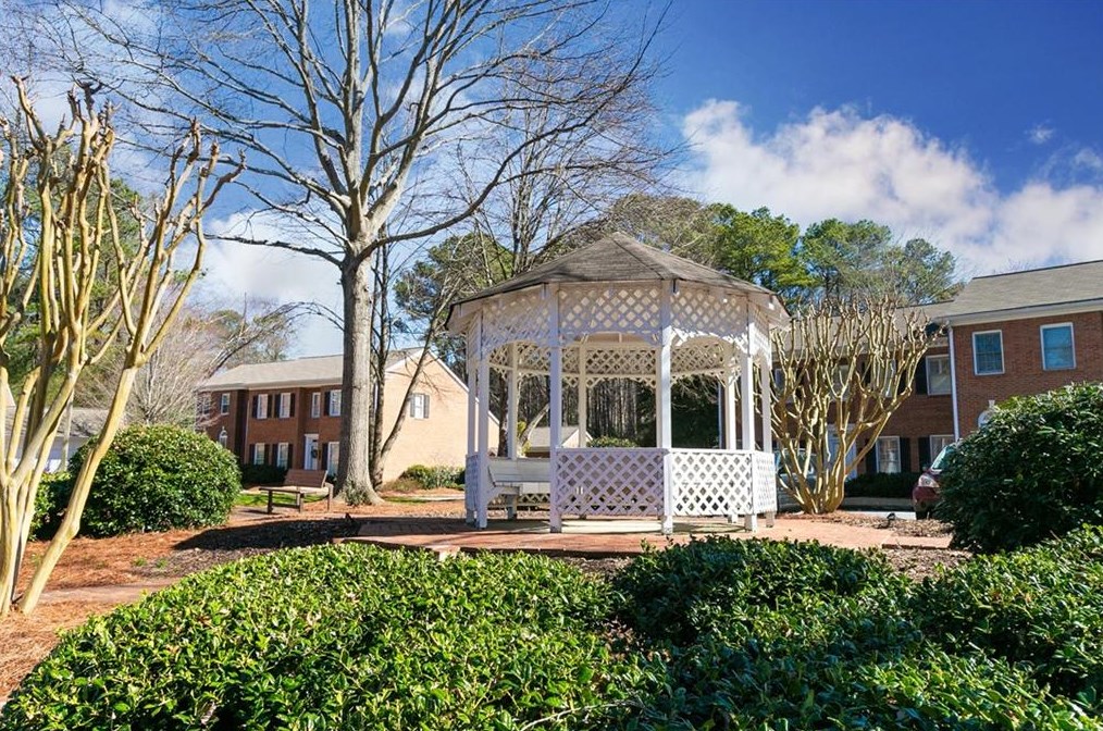 3830 Savannah Sq, Atlanta GA 30340-4338 exterior