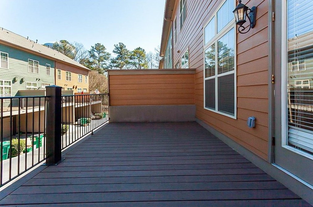 925 Telfair Close, Atlanta GA 30350-4901 exterior