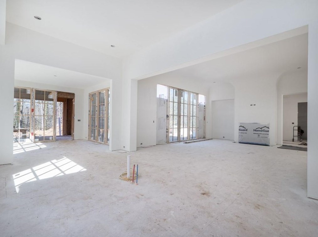 3332 Rilman Rd, Atlanta GA  30327-1507 exterior