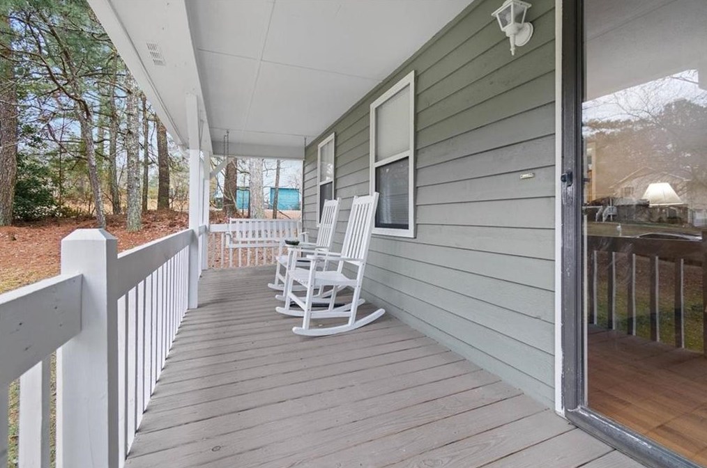 16 Forest Ct, Dallas GA  30132-3071 exterior