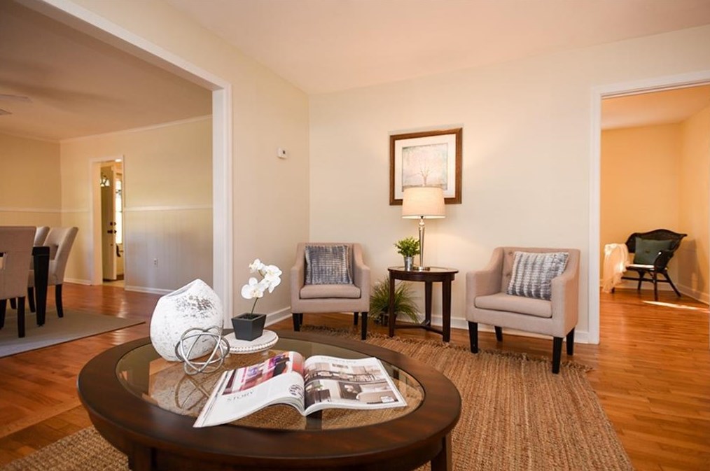 810 Gaylemont Cir, Decatur GA  30033-4852 exterior