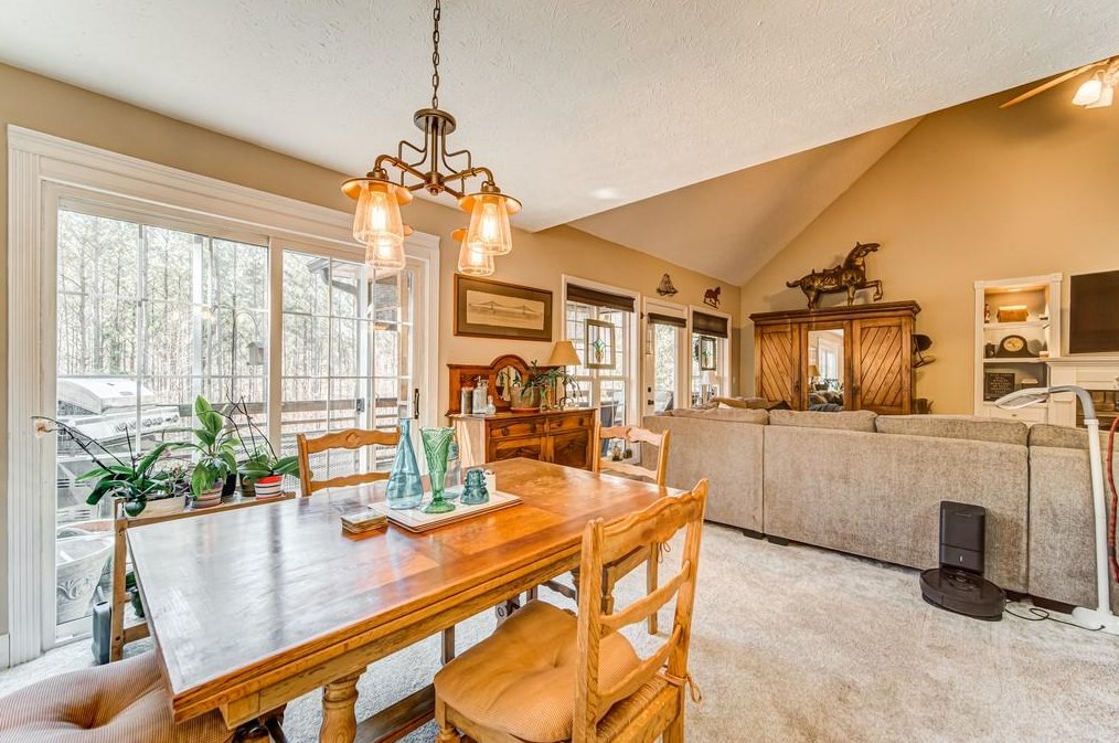 35 Eagle Pt Way, Dallas GA 30132-8490 exterior