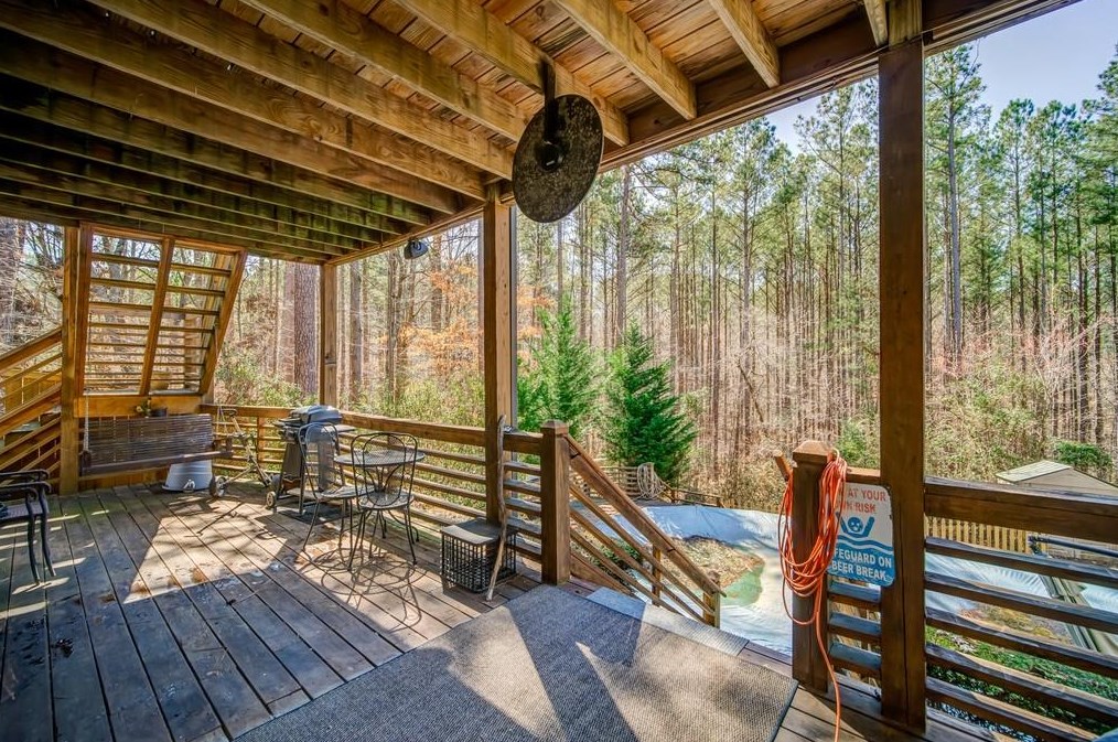 35 Eagle Pt Way, Dallas GA 30132-8490 exterior