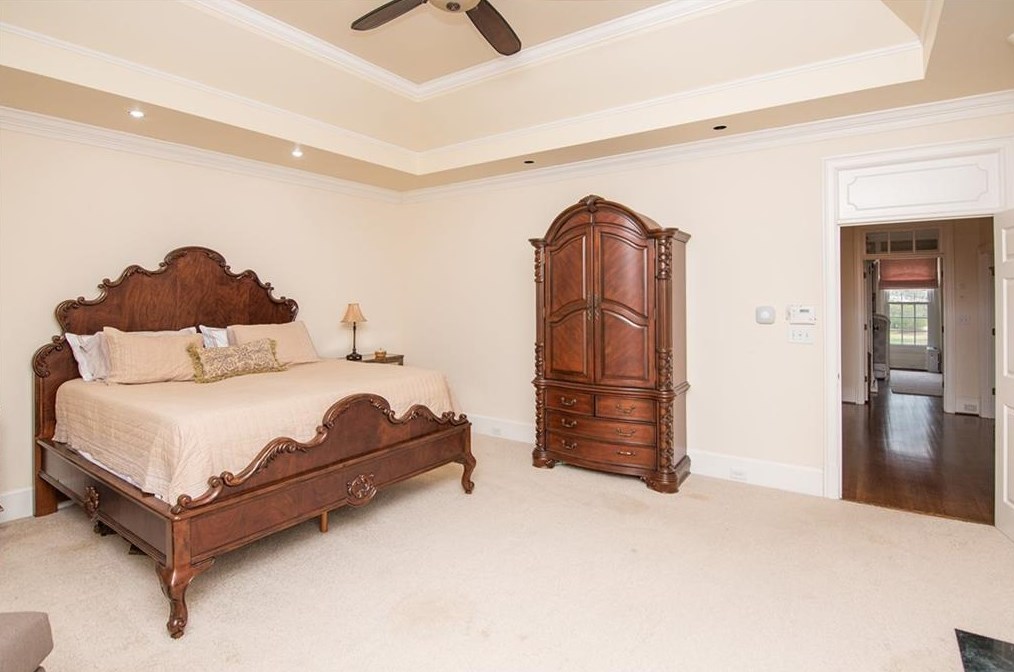 60 Old Vermont Pl, Atlanta GA  30328-4761 exterior