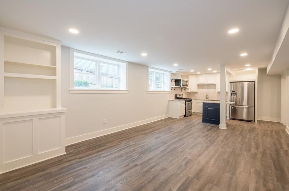 144 Mead Rd, Decatur GA  30030-3621 exterior