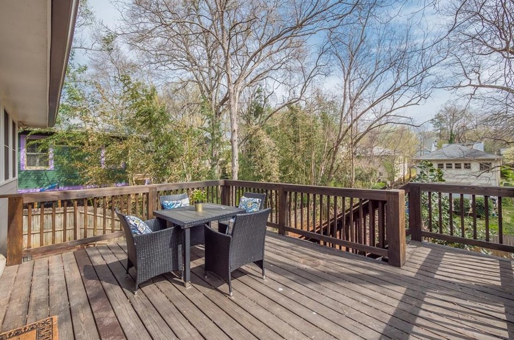 144 Mead Rd, Decatur GA  30030-3621 exterior