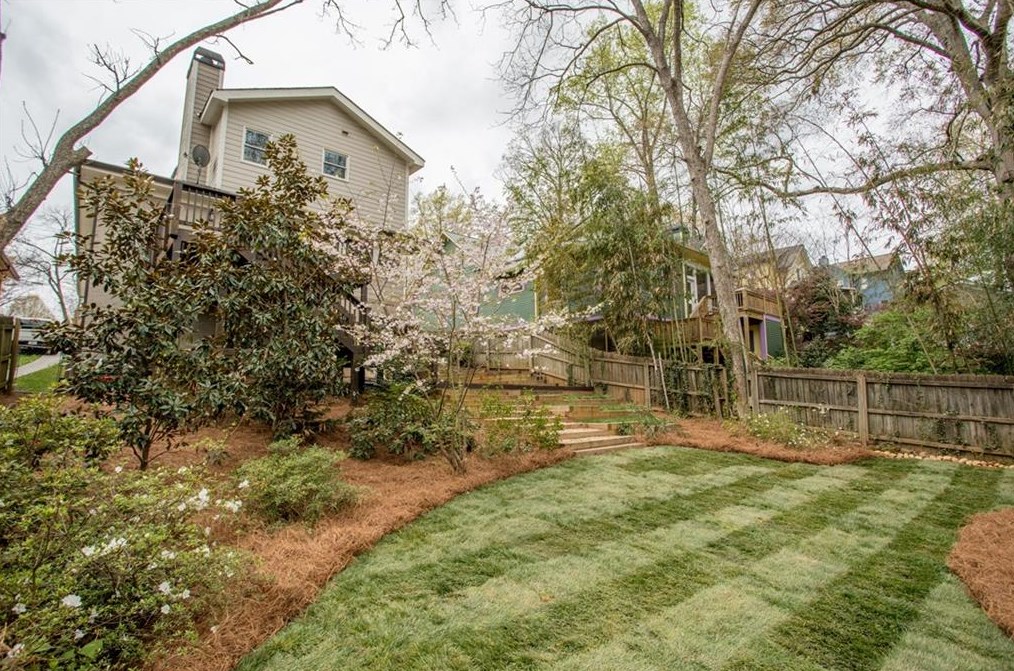 144 Mead Rd, Decatur GA  30030-3621 exterior