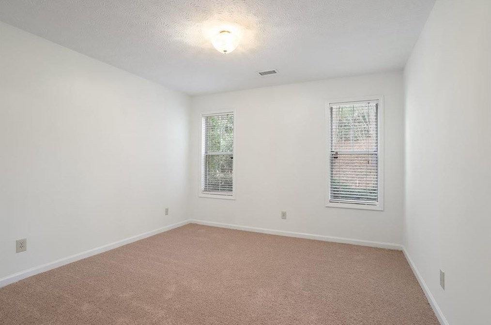 232 Dennis Dr, Alpharetta GA 30009-6503 exterior