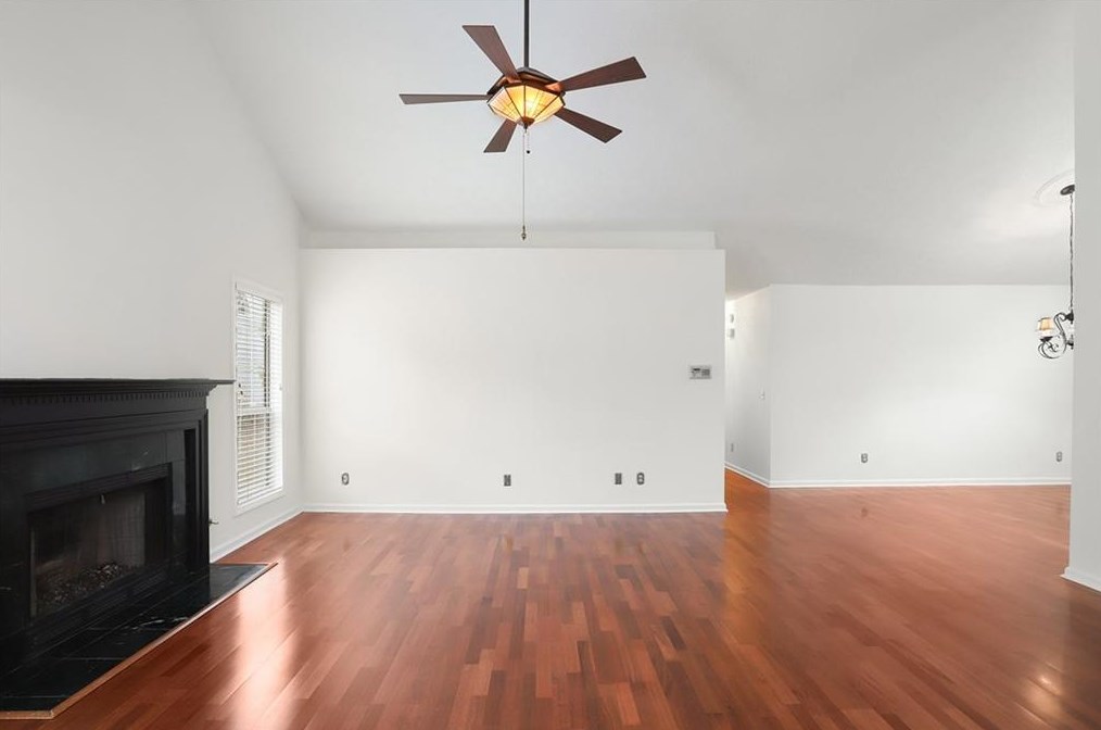 232 Dennis Dr, Alpharetta GA 30009-6503 exterior