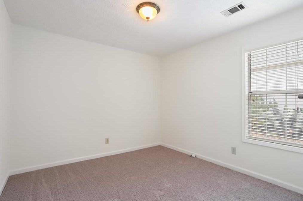 232 Dennis Dr, Alpharetta GA 30009-6503 exterior