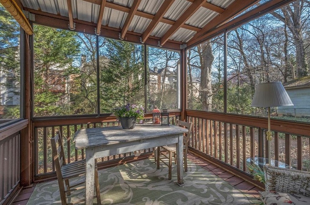 21 Old Decatur Cir, Decatur GA 30030-1653 exterior