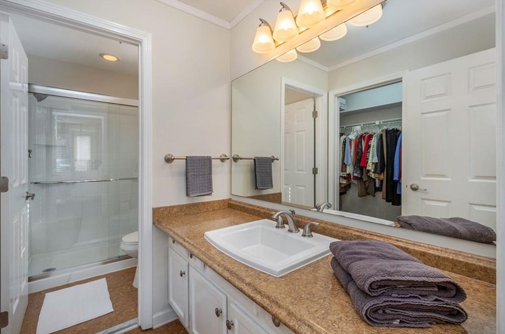 21 Old Decatur Cir, Decatur GA 30030-1653 exterior