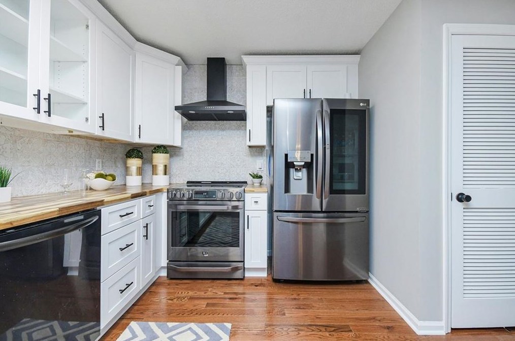 1152 Shr Dr, Atlanta GA 30311-3109 exterior