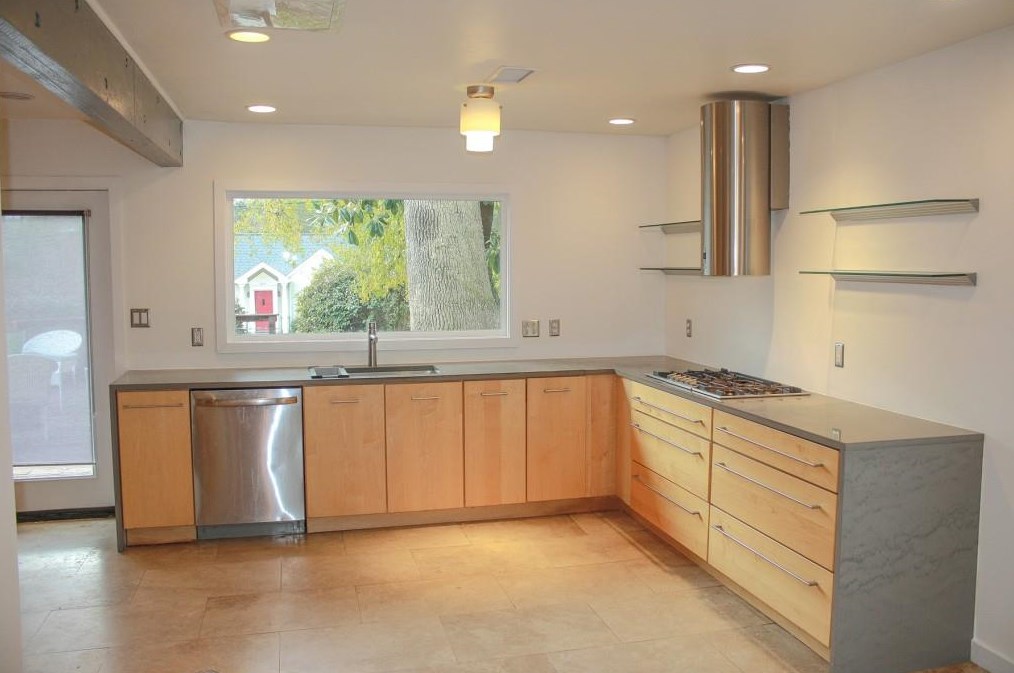 270 Peachtree Way, Atlanta GA  30305-3712 exterior