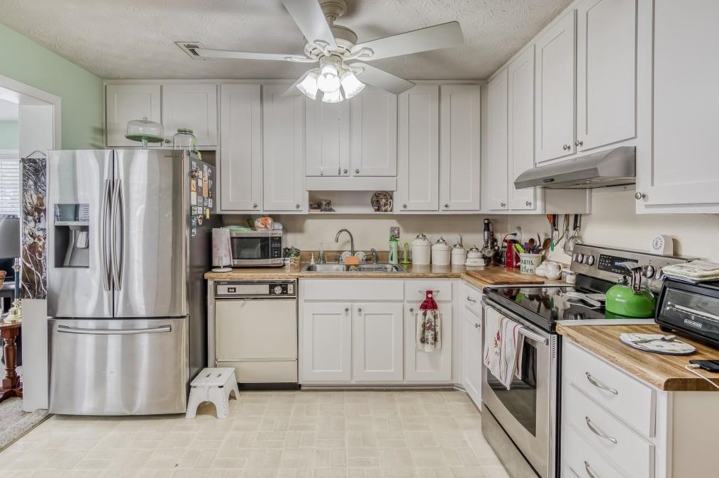 387 Johnson Rd, Lawrenceville GA 30044-8148 exterior