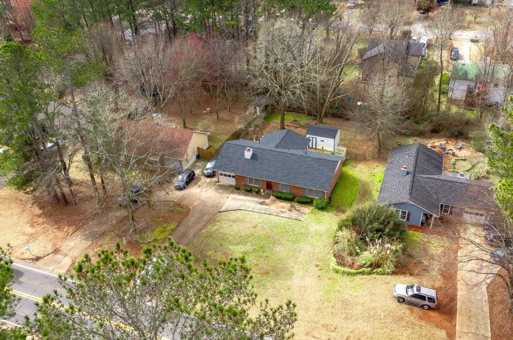 387 Johnson Rd, Lawrenceville GA 30044-8148 exterior