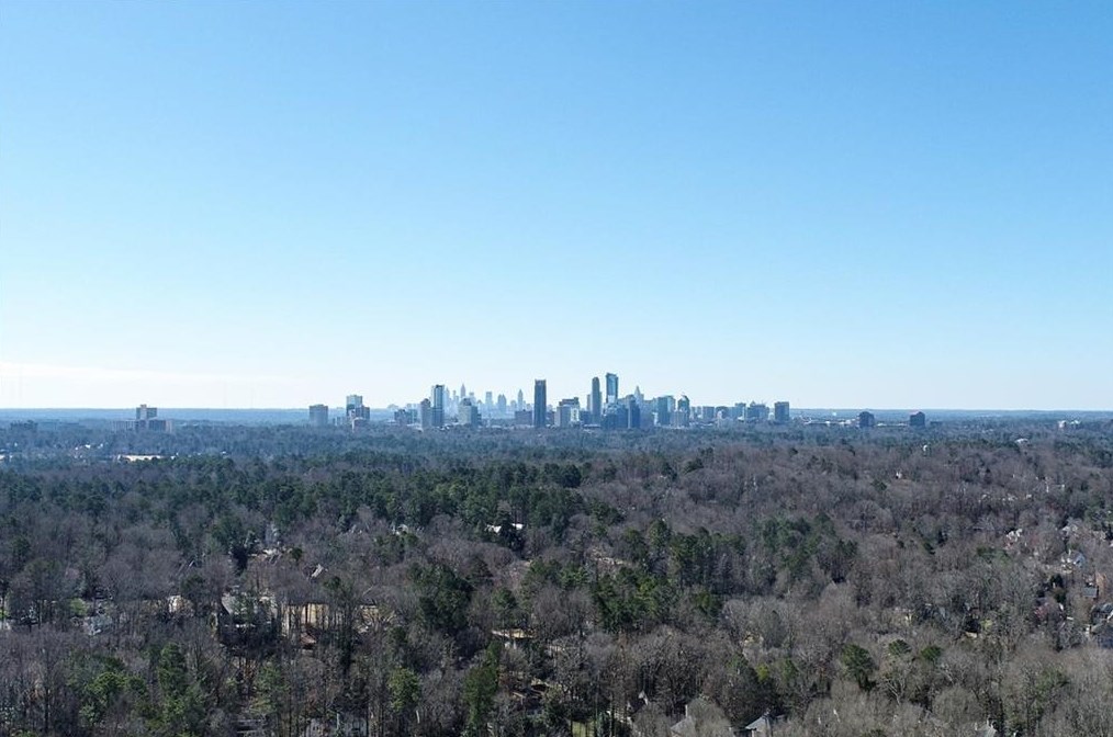 1250 Old Woodbine Rd, Atlanta GA  30319-1039 exterior