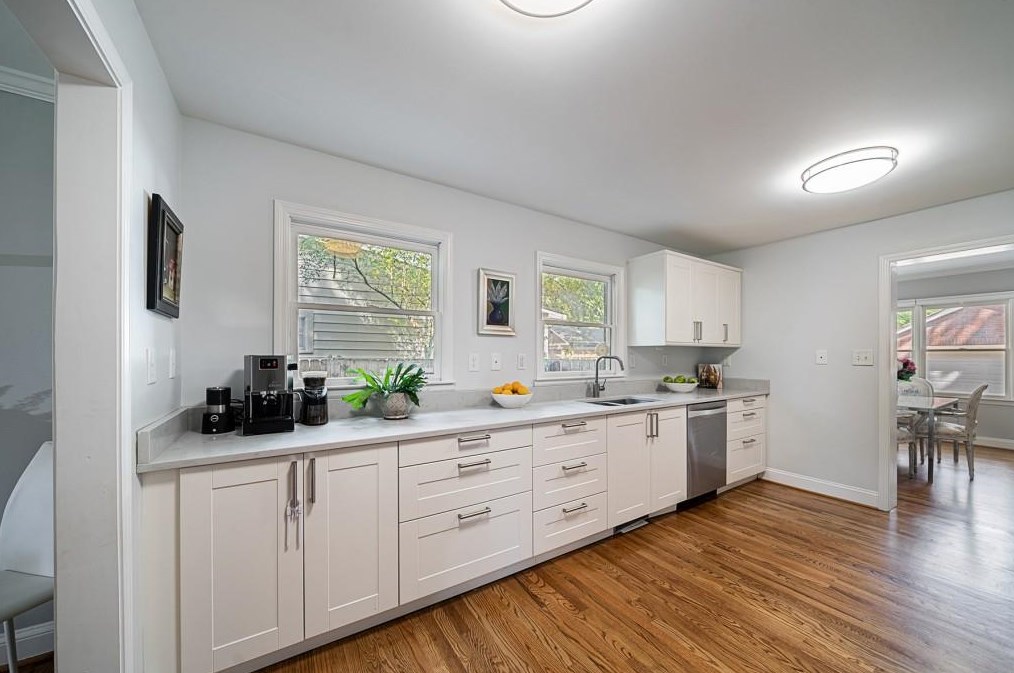 517 Trabert Ave, Atlanta GA 30309-2262 exterior