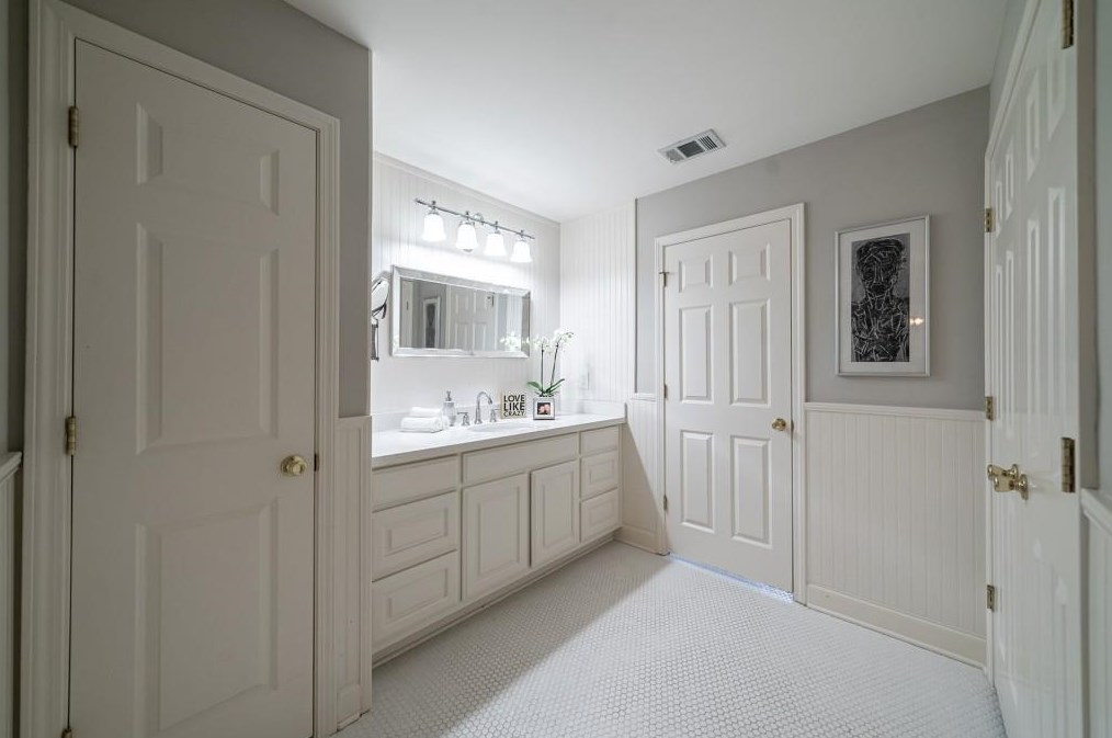 517 Trabert Ave, Atlanta GA 30309-2262 exterior