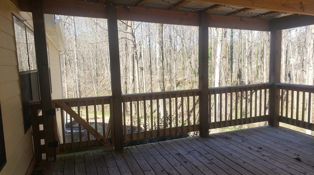 4290 Gregory Ln, Smyrna GA  30082-4427 exterior